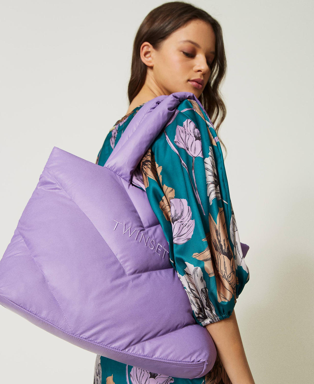 Gesteppter Shopper Violet Ice Frau 232LI74XX_10896_0S