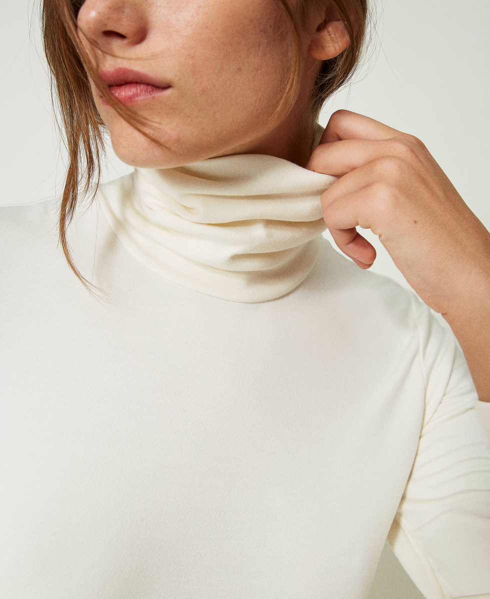 T-shirt with turtleneck