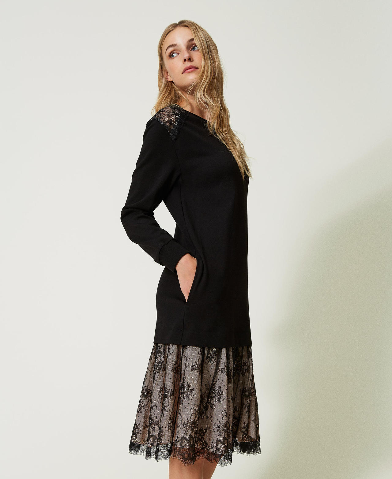 Scuba fabric and lace midi dress Black Woman 232LL2CQQ-02