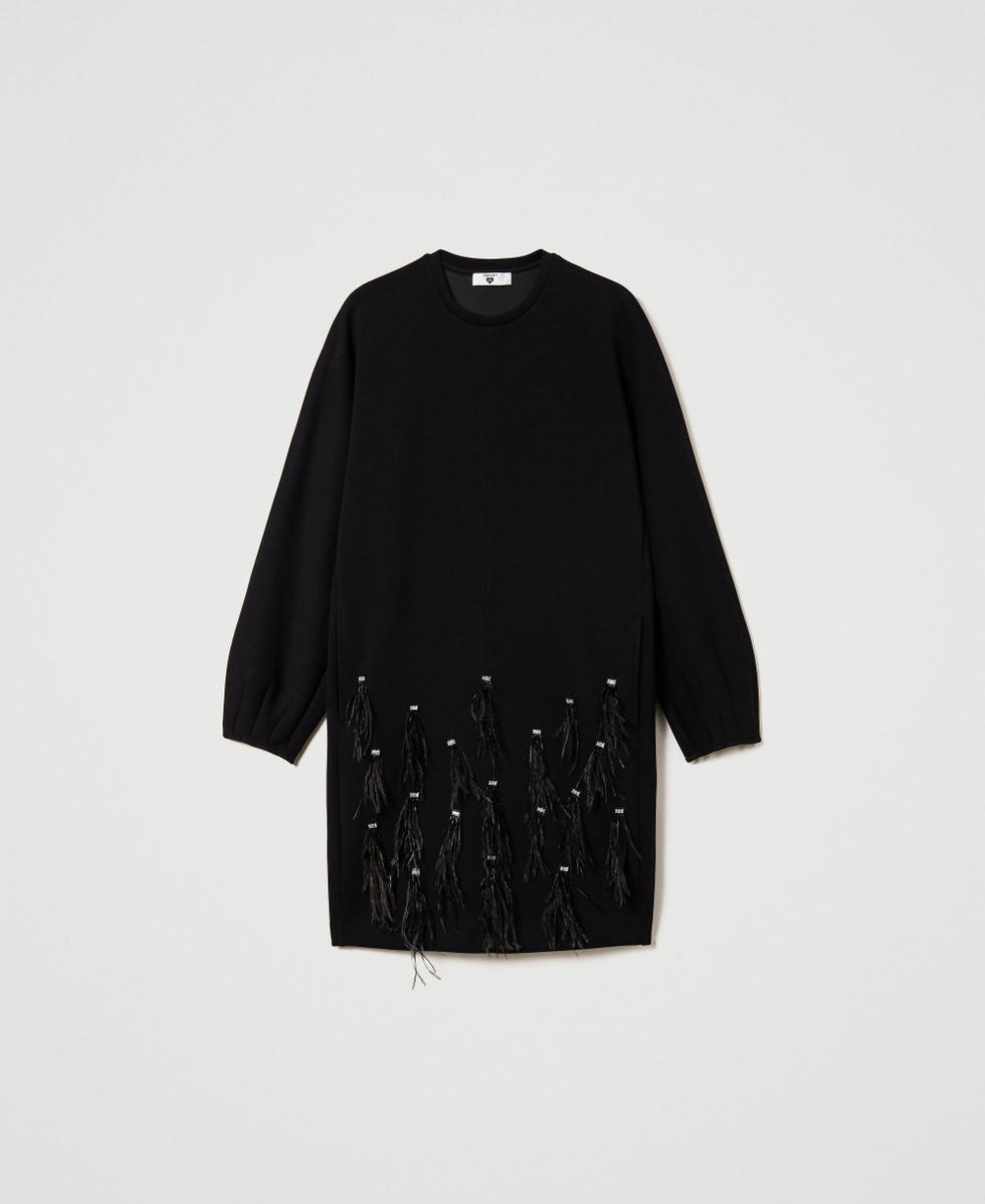 Short dress with handmade embroidery