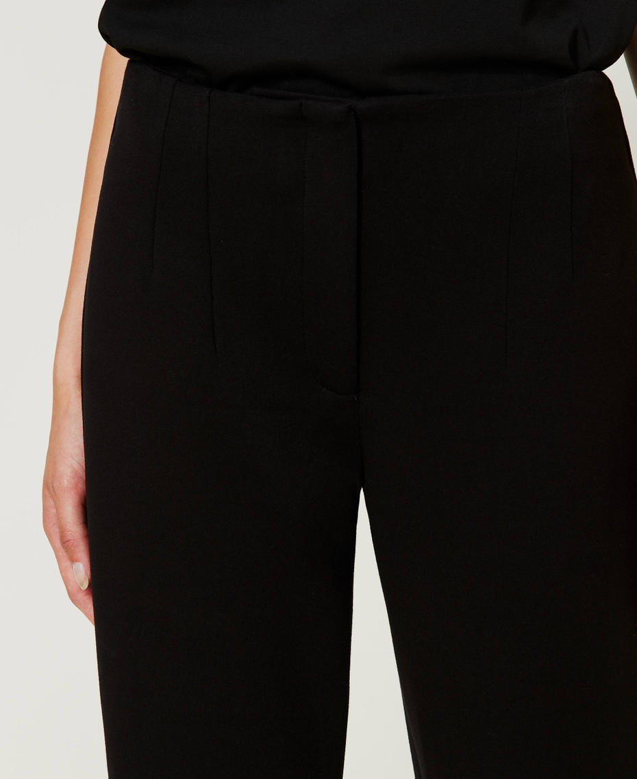 Zigarettenhose aus Scuba