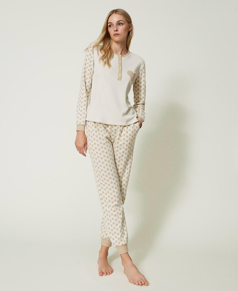 Pyjamas with jacquard hearts and lettering Two-tone Mother of Pearl / Jacquard Hearts Woman 232LL2LAA-01