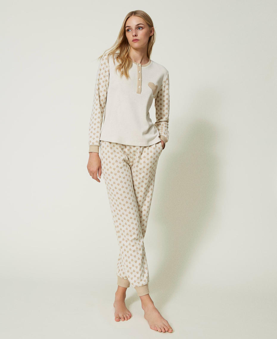Pyjama avec cœurs jacquard et inscription