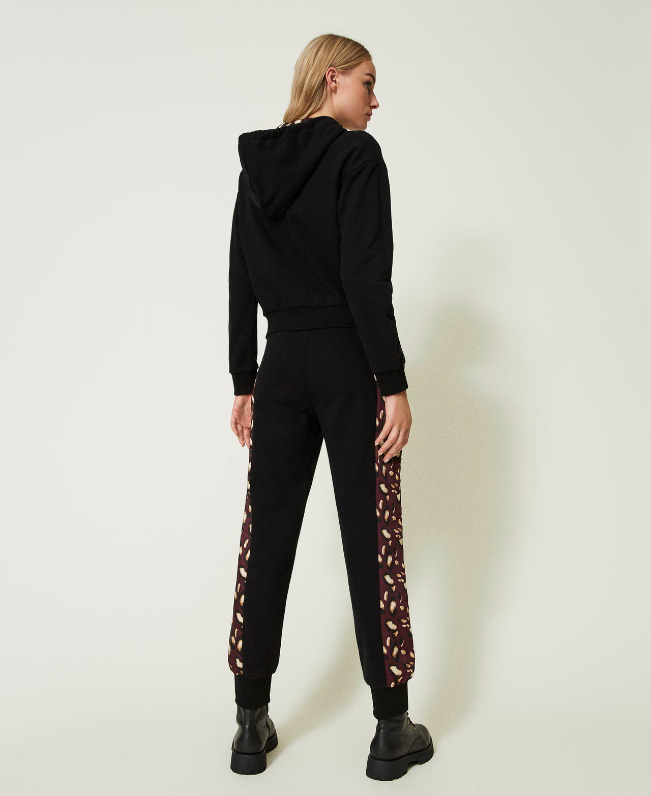 Hoodie and joggers with animal print details Two-tone Black / “Ruby Wine” Purple Leo Print Woman 232LL2QBB-03
