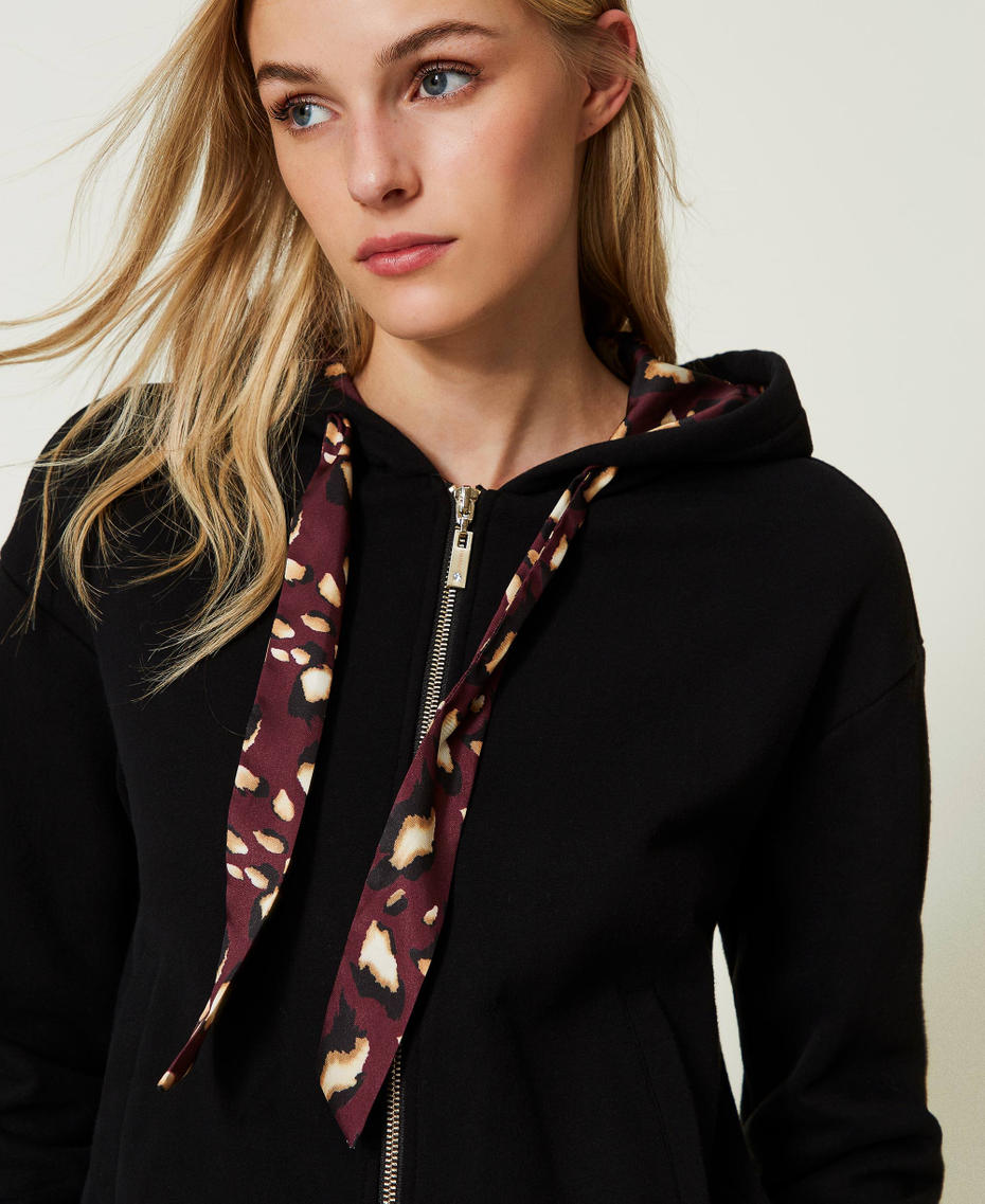 Hoodie and joggers with animal print details