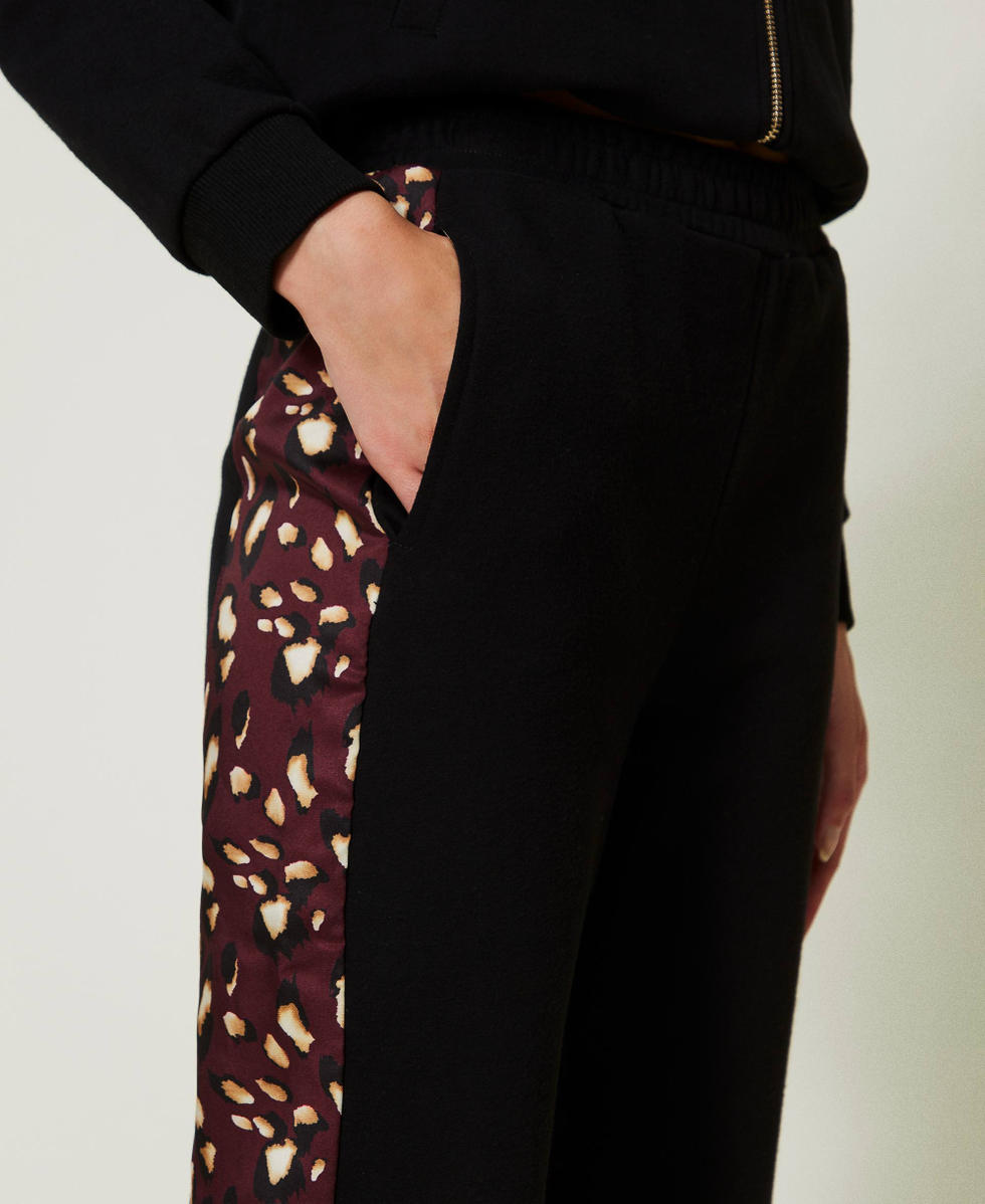Hoodie and joggers with animal print details