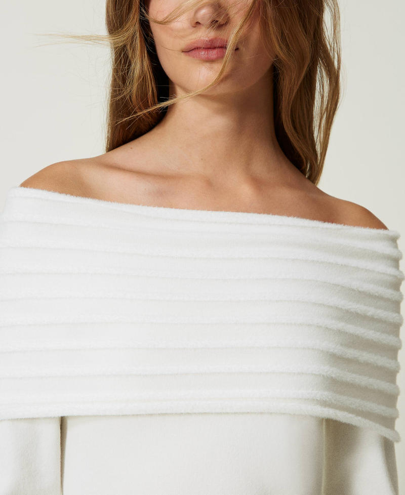 Pullover mit Maxikragen Perlmutt Frau 232LL3MAA_00059_04