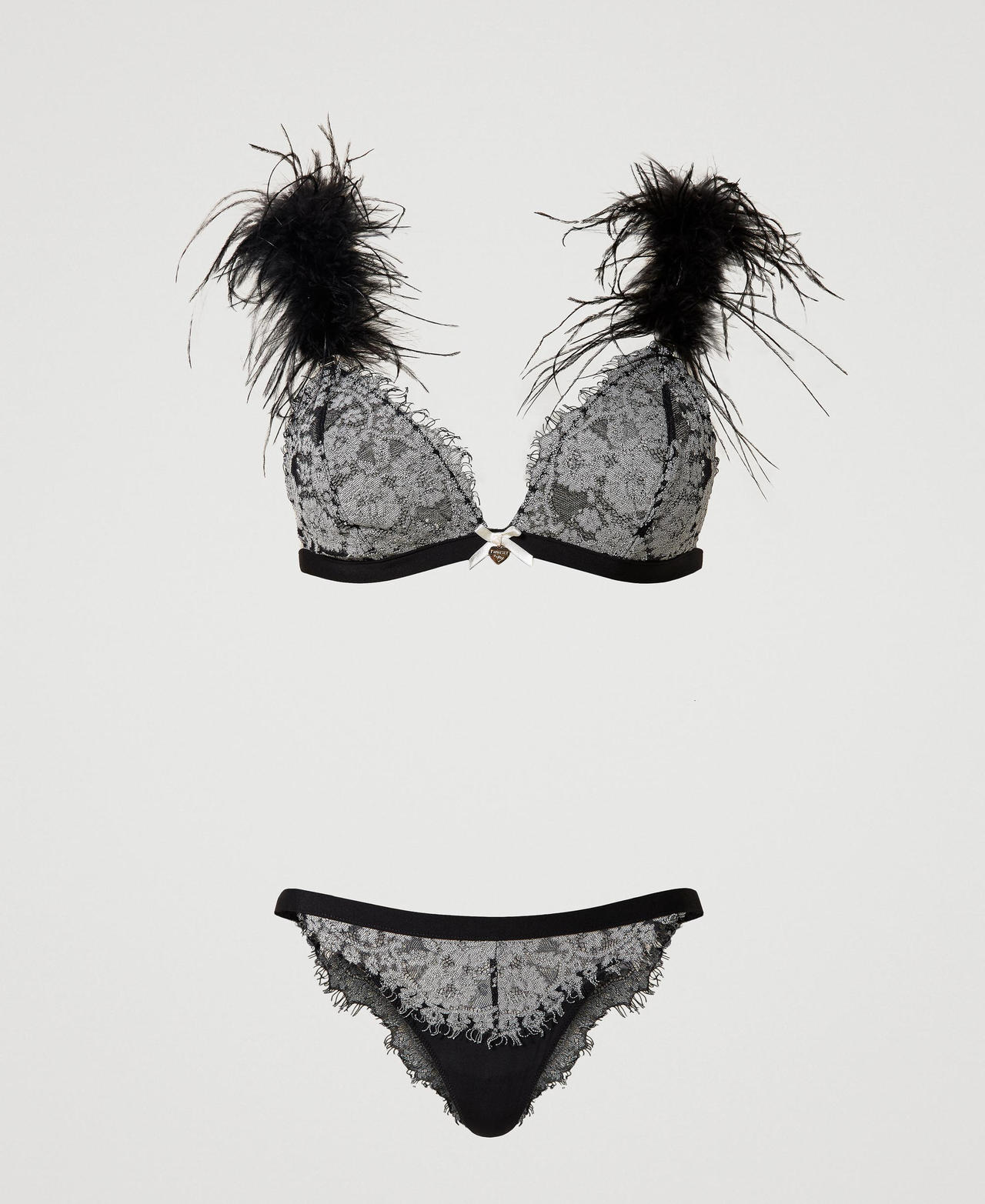 Triangel-BH und Brazilian-Slip mit Federn