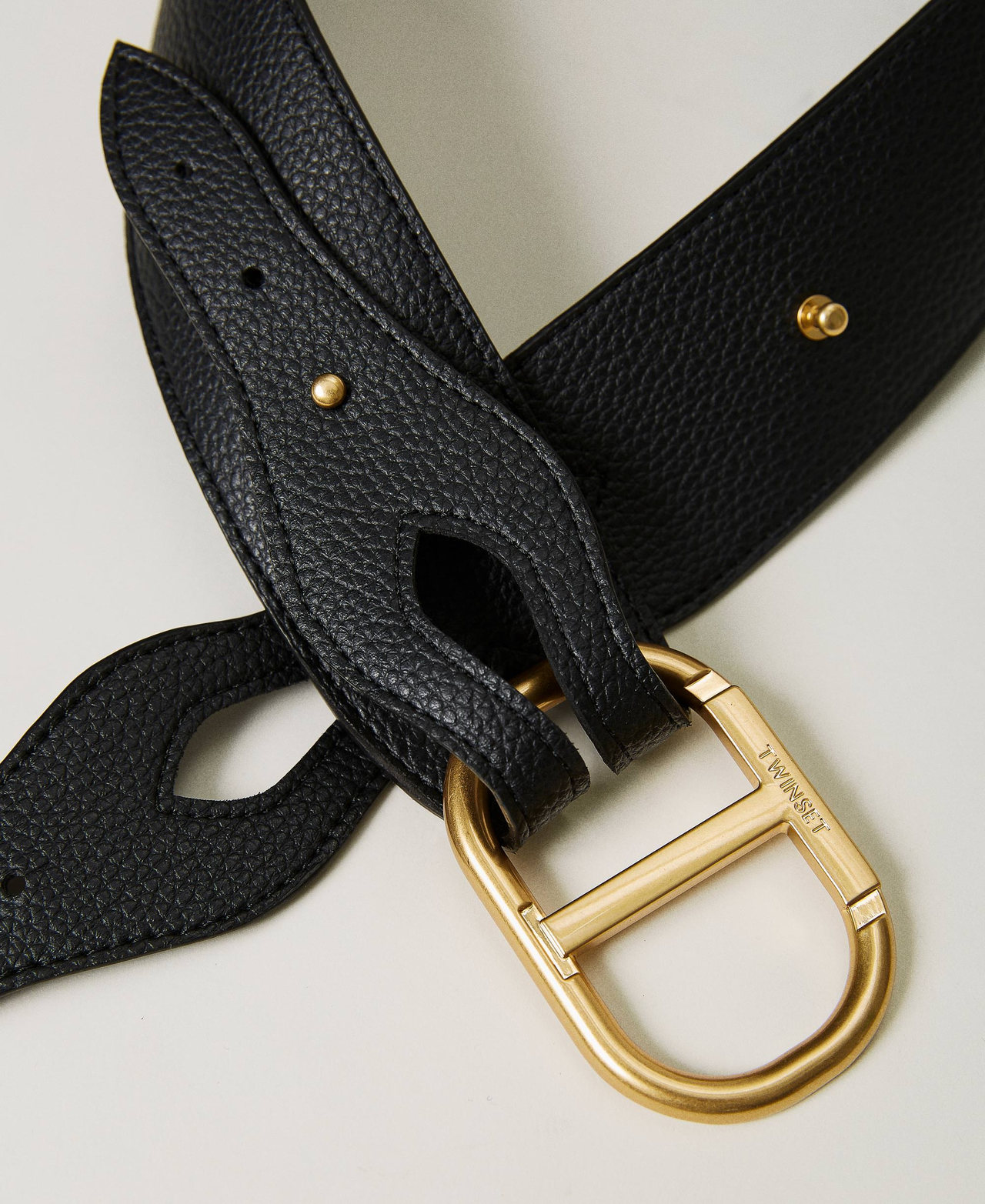 Belt with Oval T buckle
