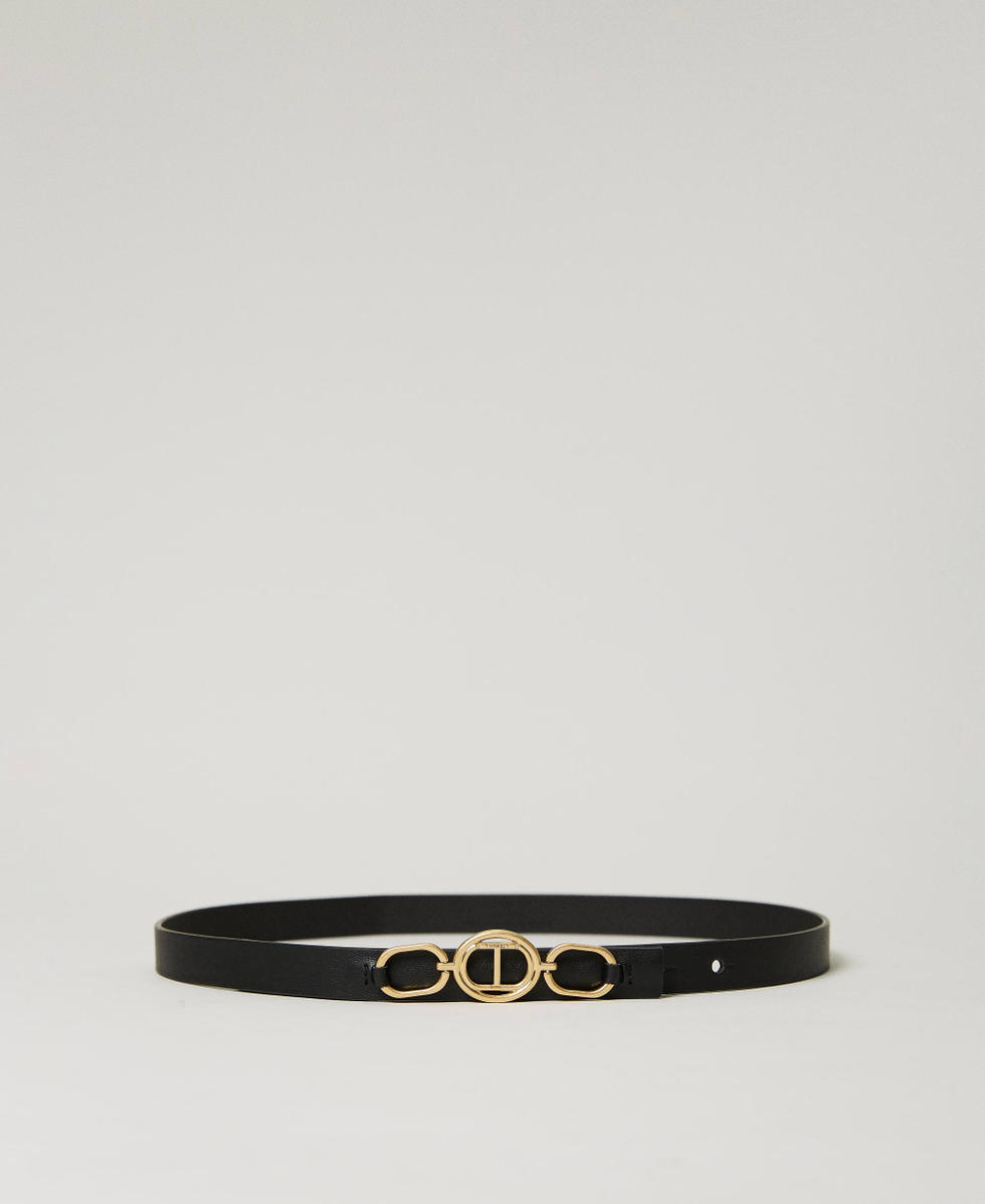 Thin belt with Oval T buckle