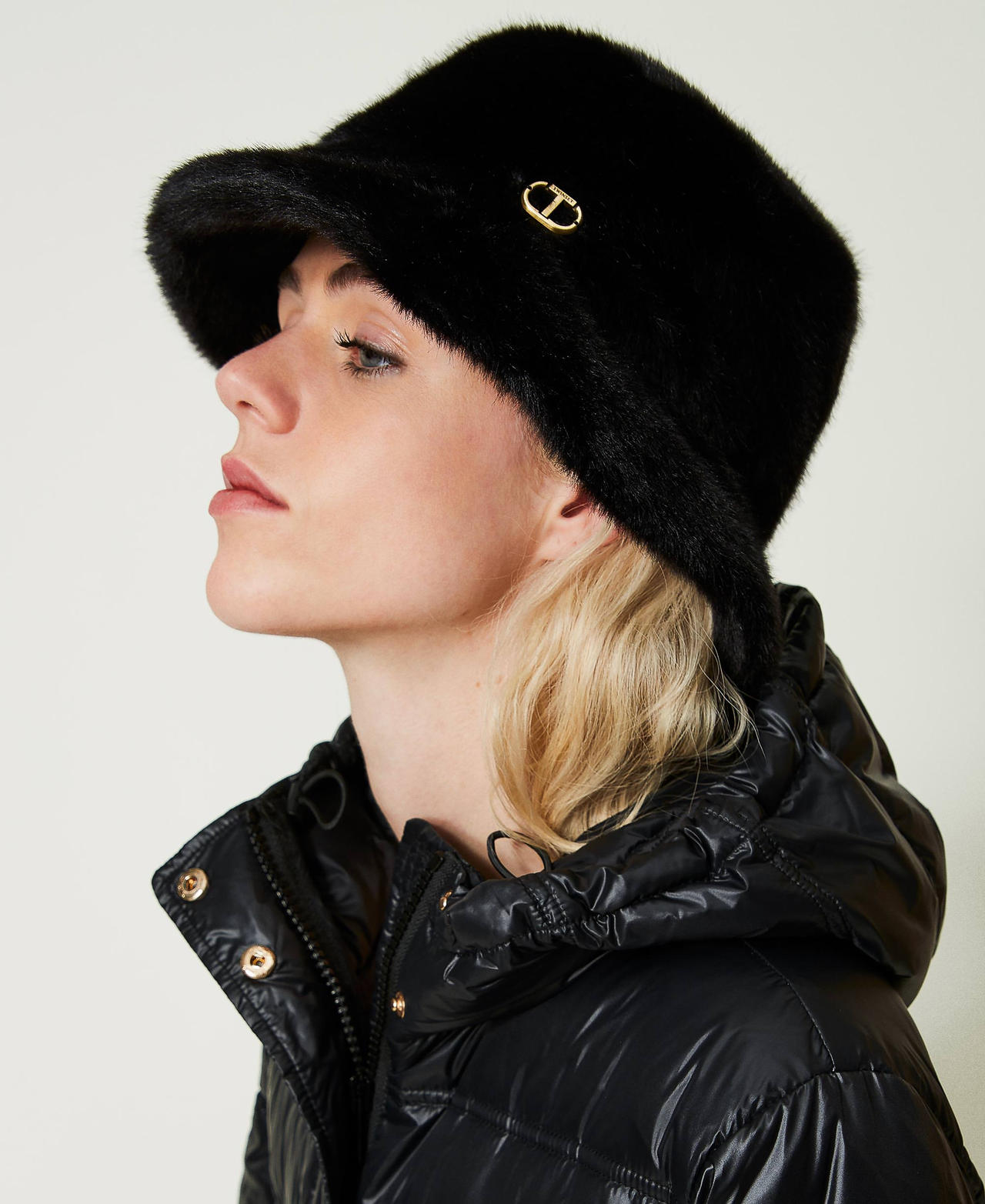Faux fur fisherman's hat
