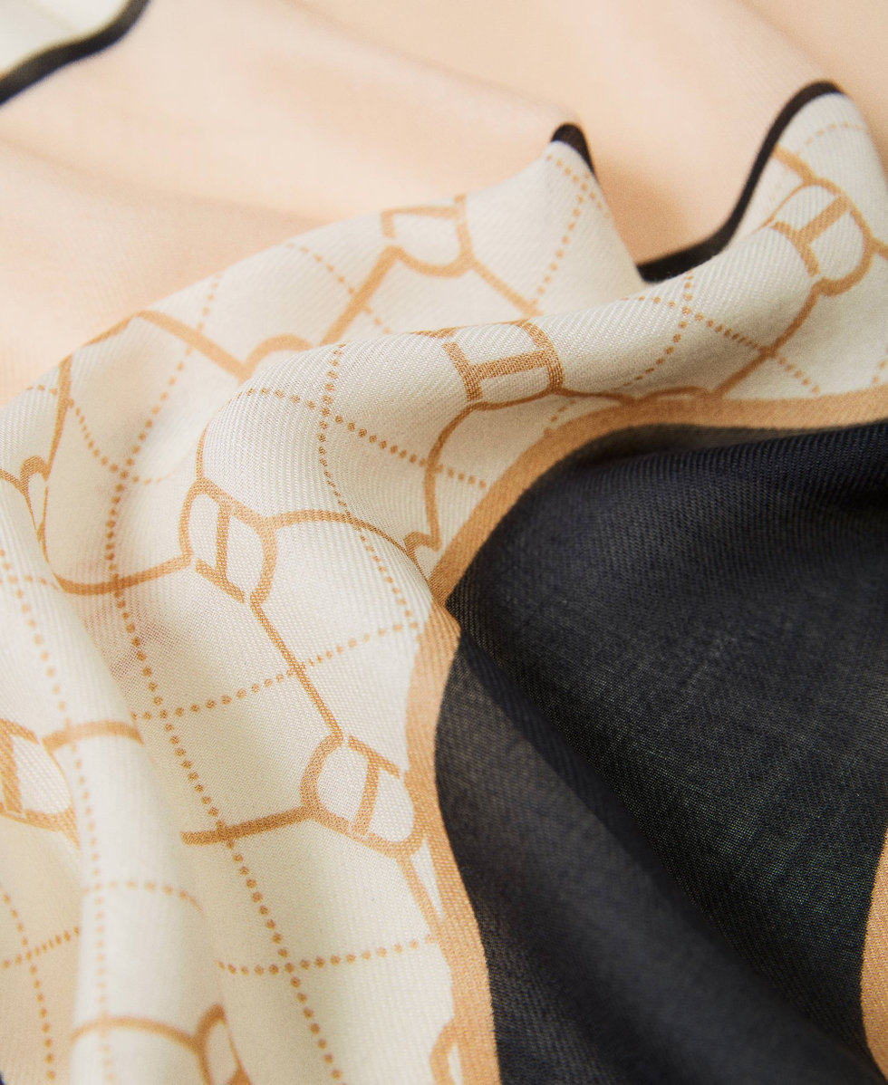Pa&ntilde;uelo con estampado Oval T