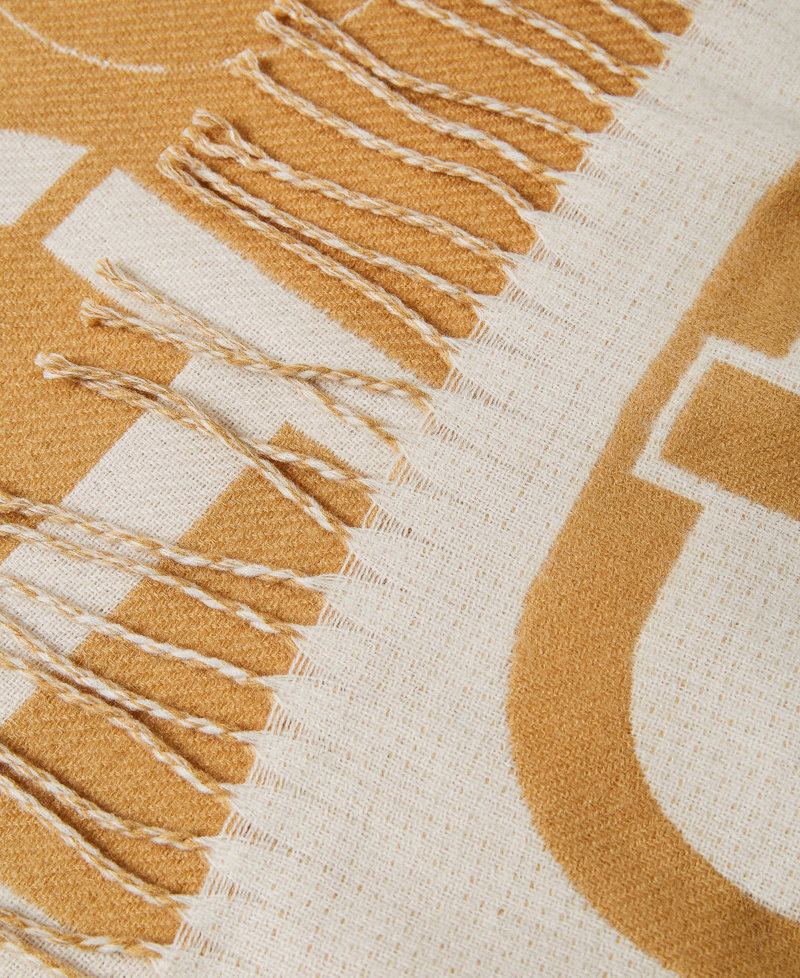 Jacquard stole with Oval T