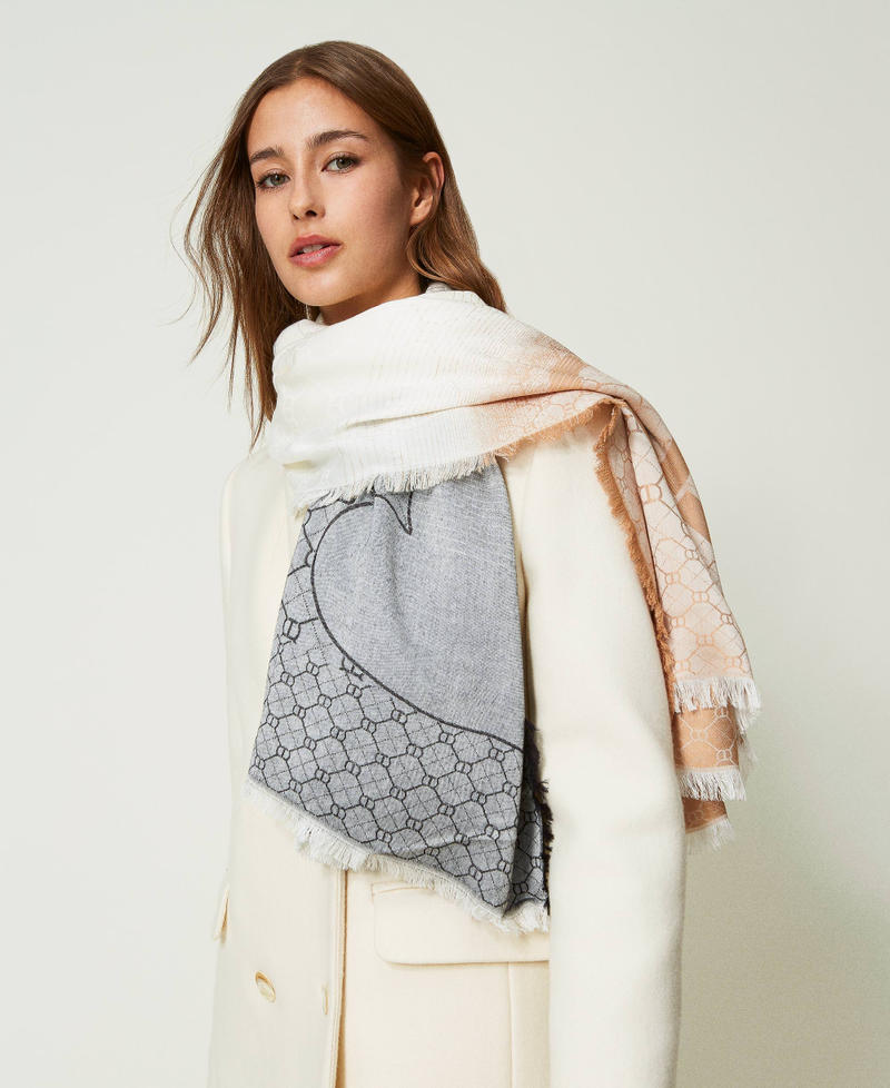 D&eacute;grad&eacute;-Jacquardtuch mit Oval Ts