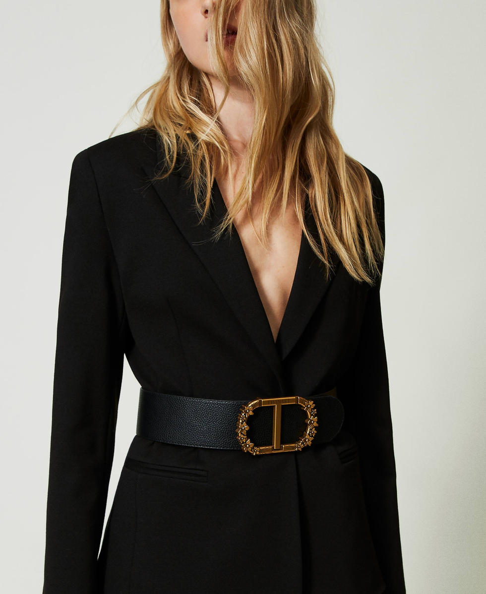 Belt with floral Oval T