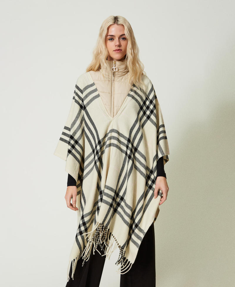 Poncho en drap avec col rembourré