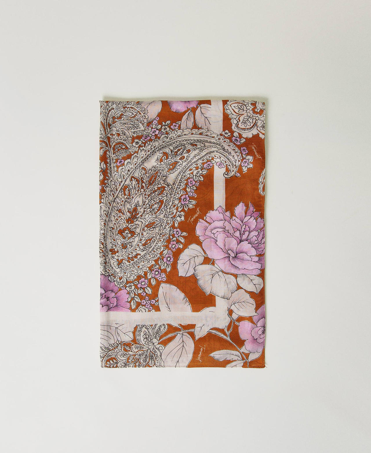 Keffieh avec imprim&eacute; floral