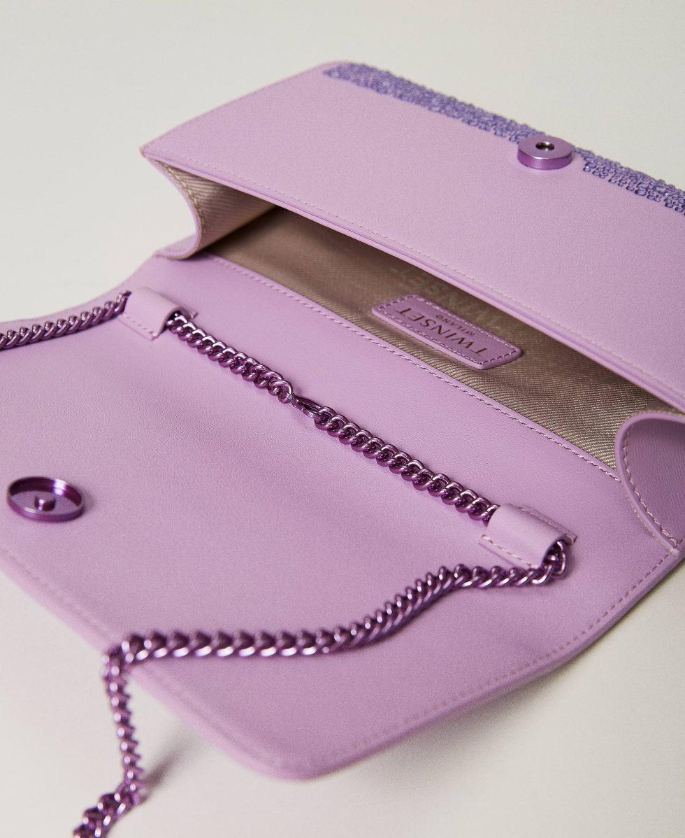 Pochette enti&egrave;rement orn&eacute;e de strass