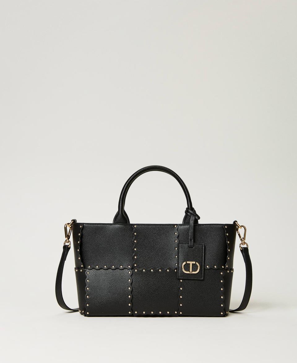 ‘Lucky’ shopper with scalloping and studs Black Woman 232TB7260_00006_01