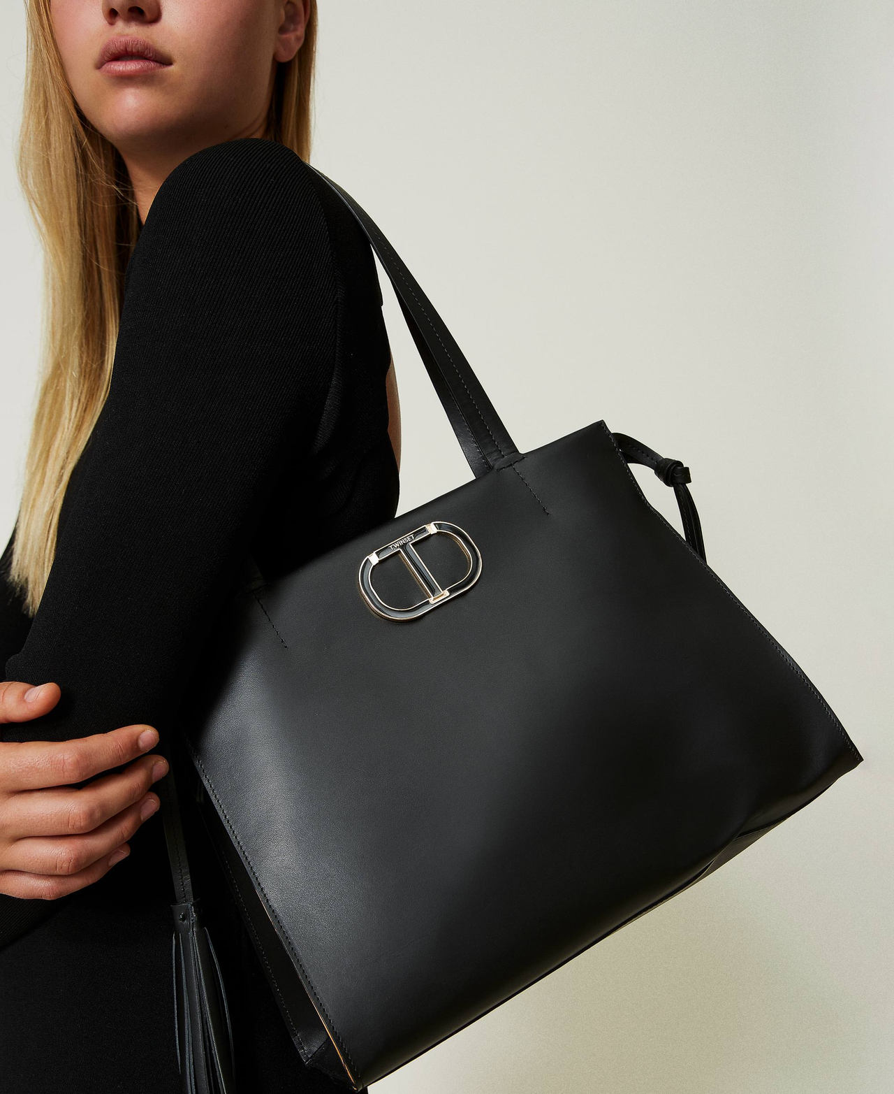 Borsa shopper 'Étoile' in pelle con nappe Nero Donna 232TB7421_00006_0S