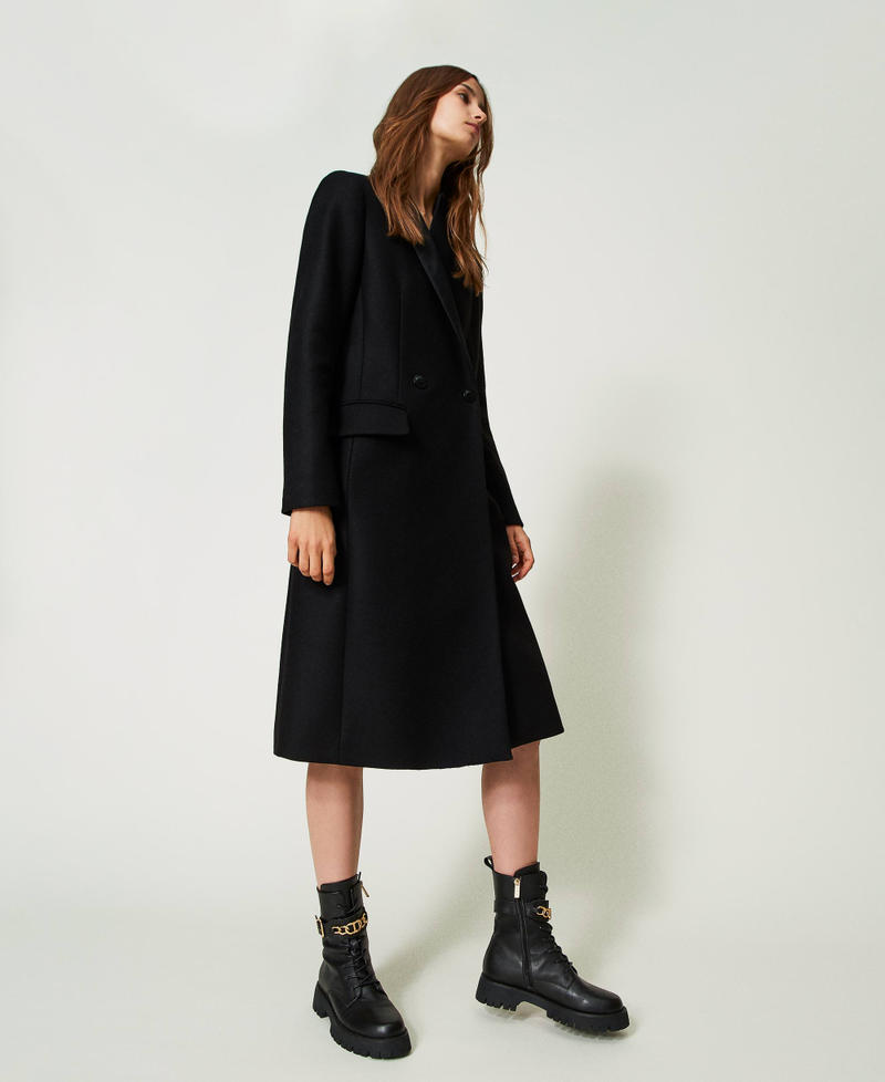 Leather combat boots with Oval T chain