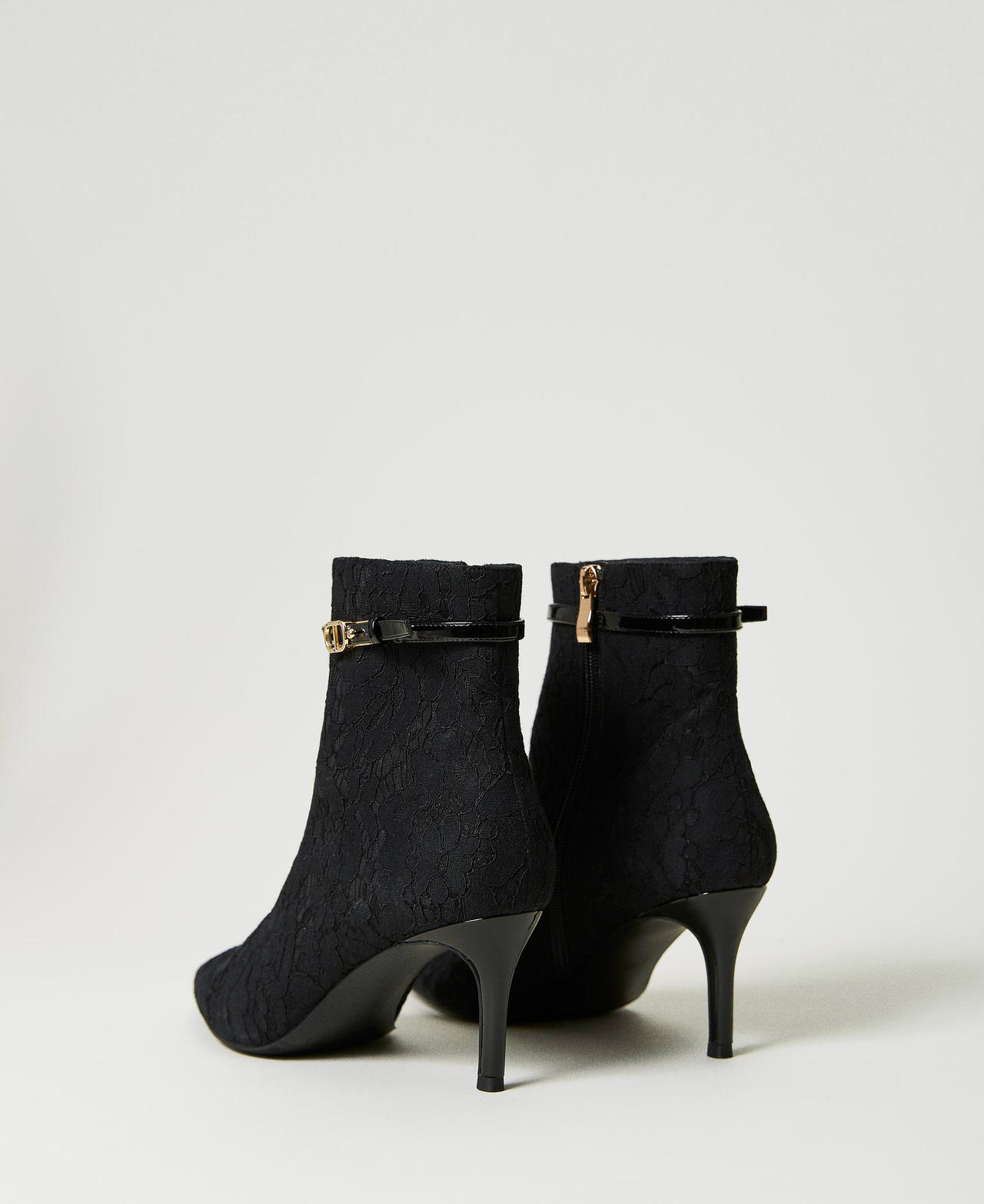 Botines de encaje