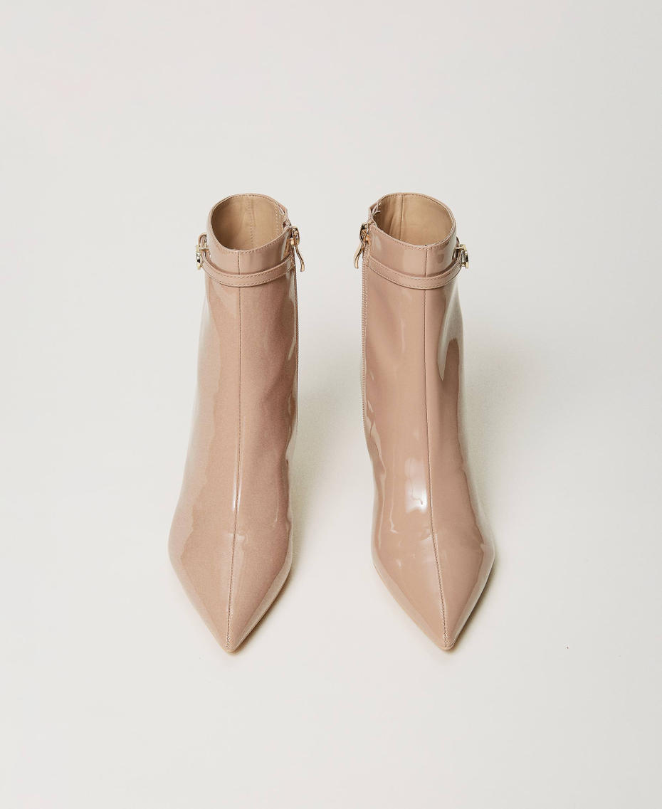 Botines de charol