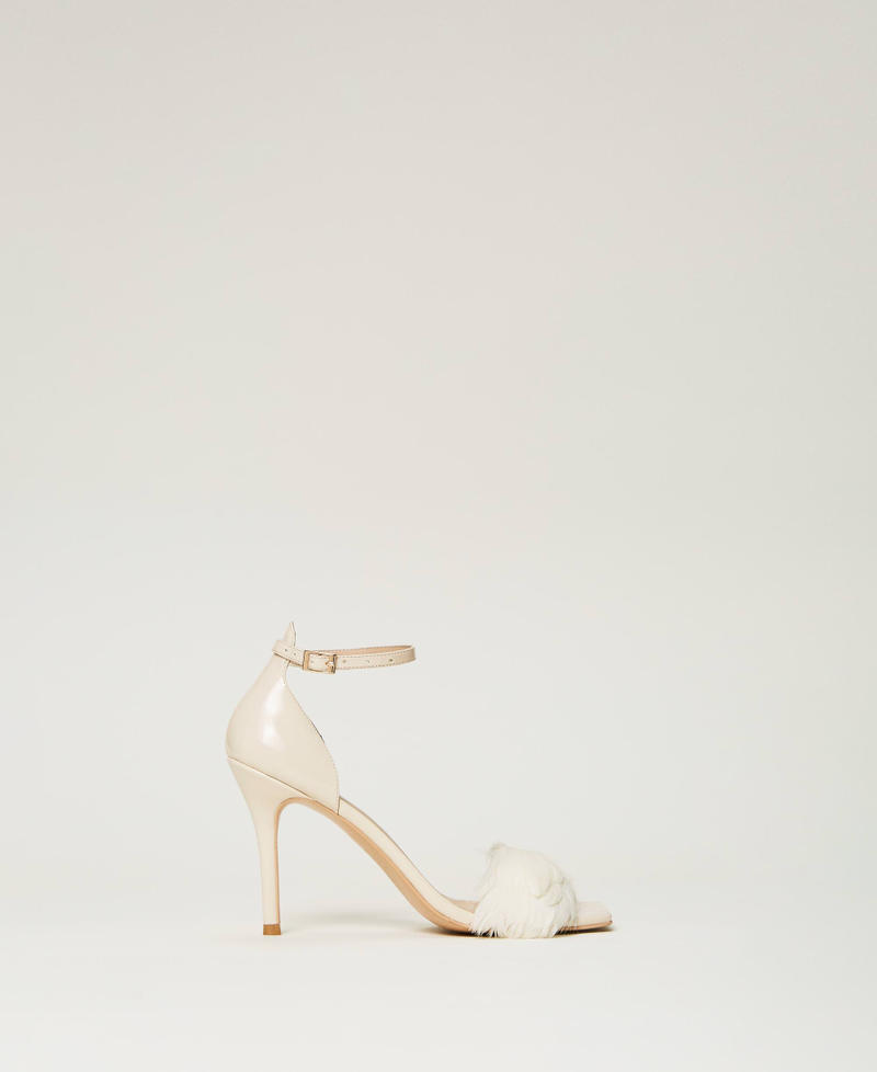 Sandali in vernice con piume Bianco Neve Donna 232TCP150_00282_01