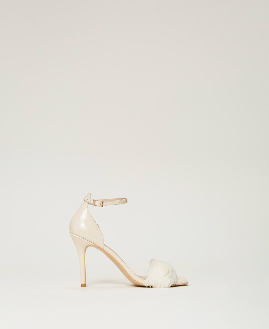 Sandali in vernice con piume Bianco Neve Donna 232TCP150_00282_01