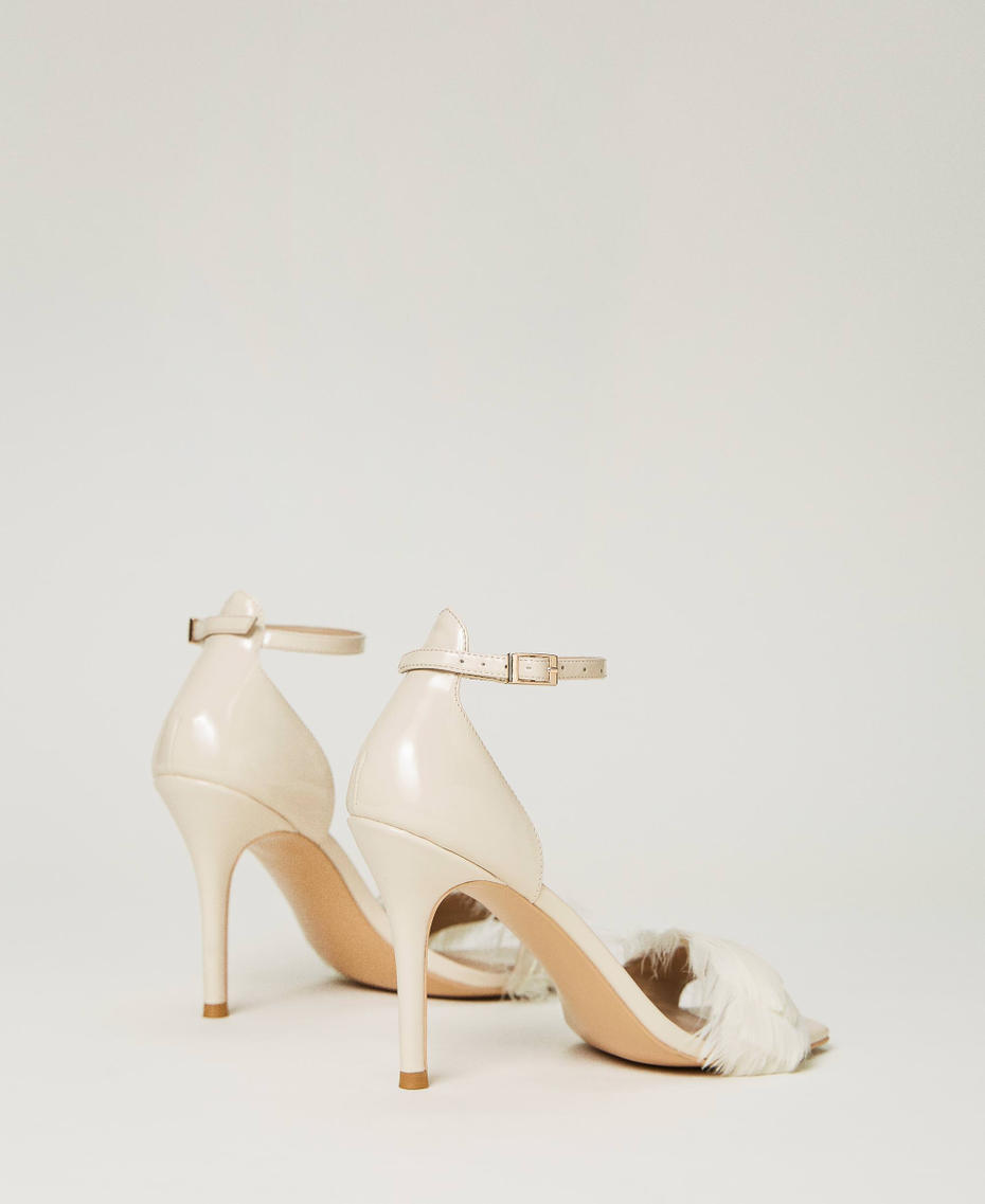 Sandali in vernice con piume Bianco Neve Donna 232TCP150_00282_03