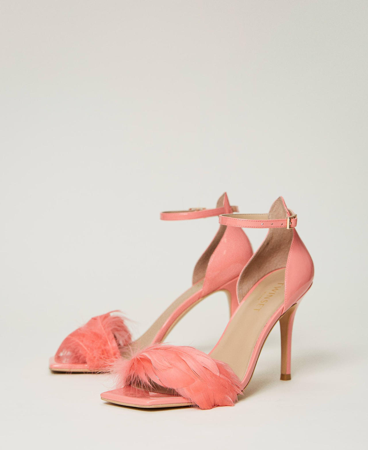 Lacksandalette mit Federn Tropical Pink Rosa Frau 232TCP150_00551_02
