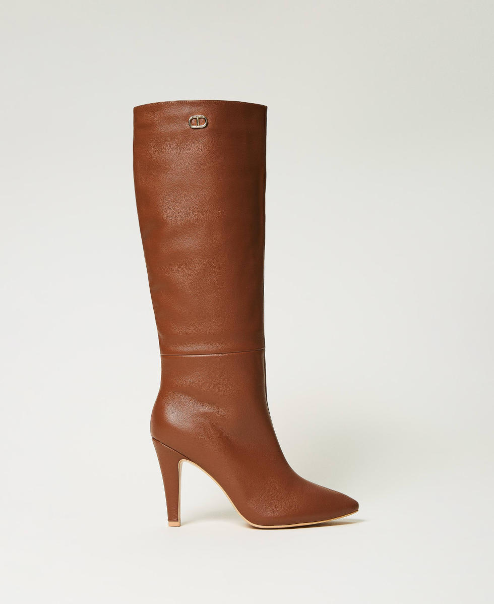 Stivali alti pelle on sale