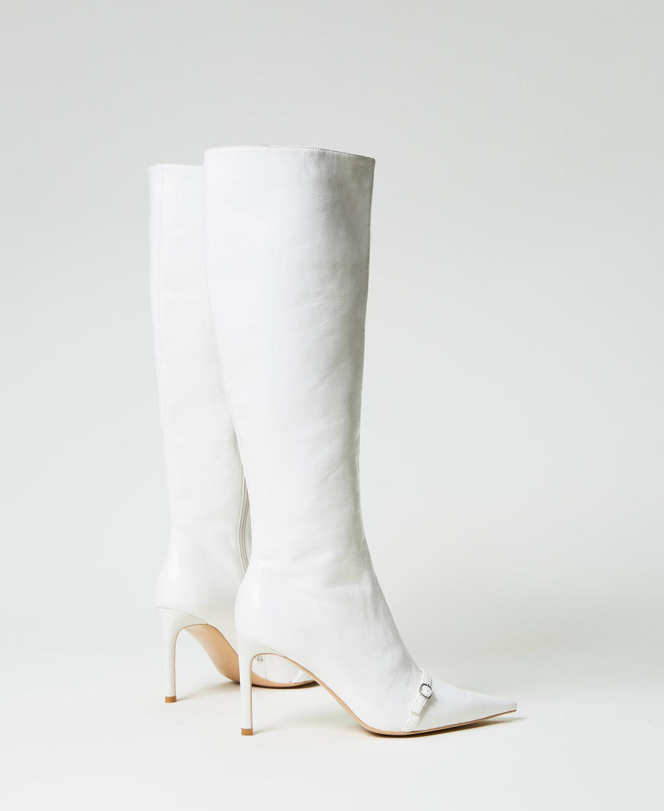 Bottes à talons avec bride