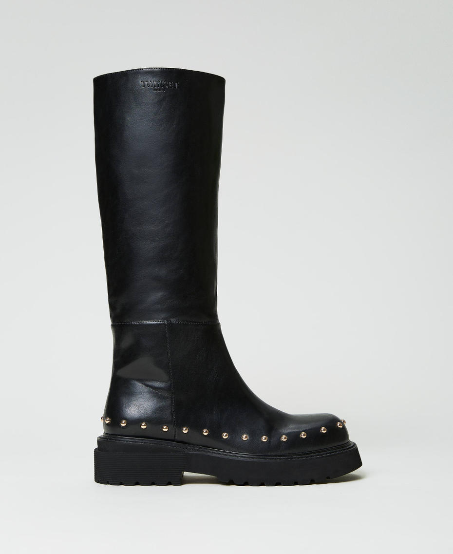 Bottes motardes avec clous