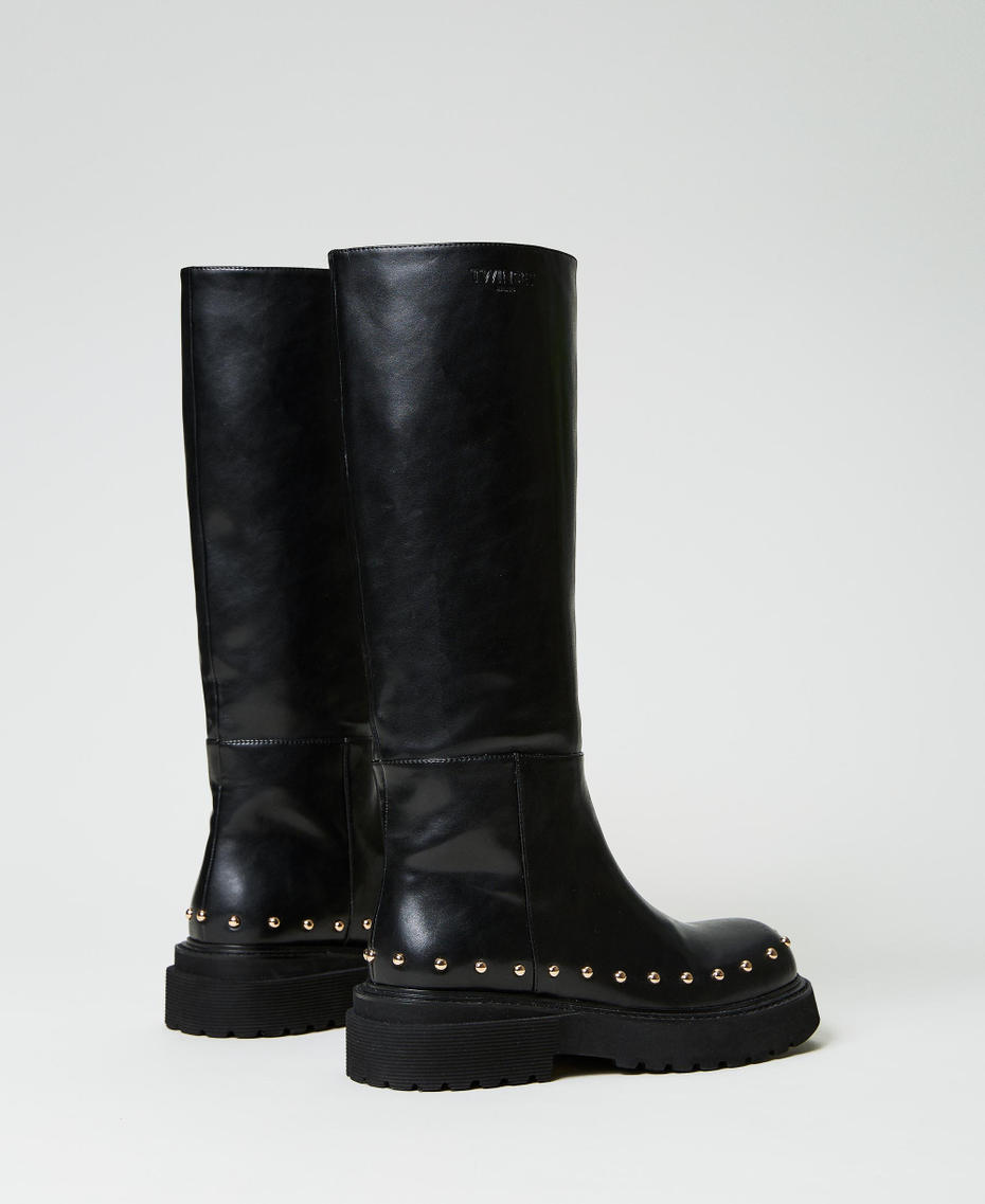 Bottes motardes avec clous