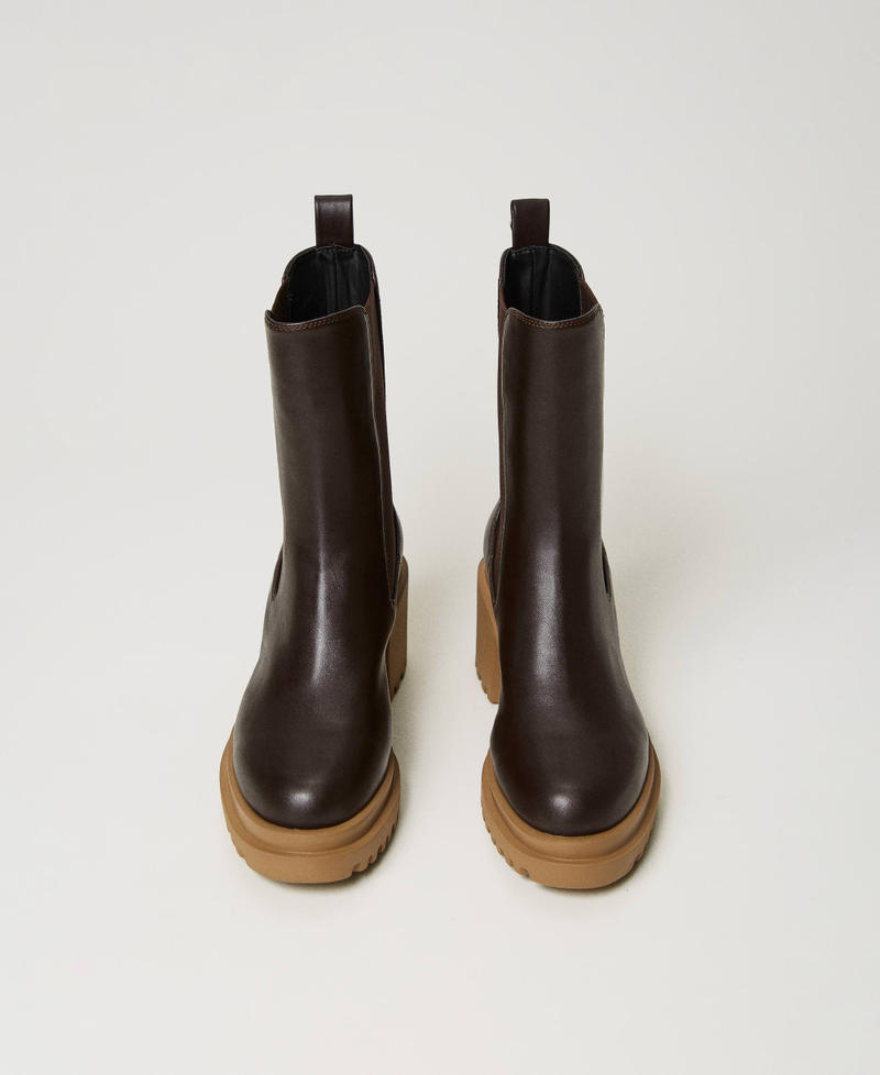 Chelsea boots with heel Dark Brown Woman 232TCT044-04