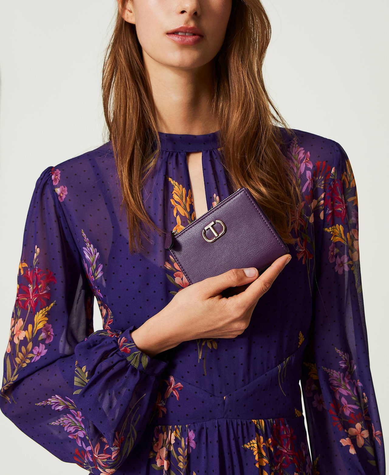 Portafoglio piccolo con Oval T Violetto Donna 232TD8352_00693_0S