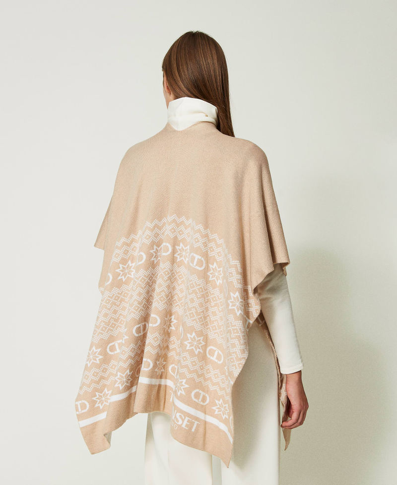 Jacquard open poncho with Oval T Pecan Brown Woman 232TO5022-03