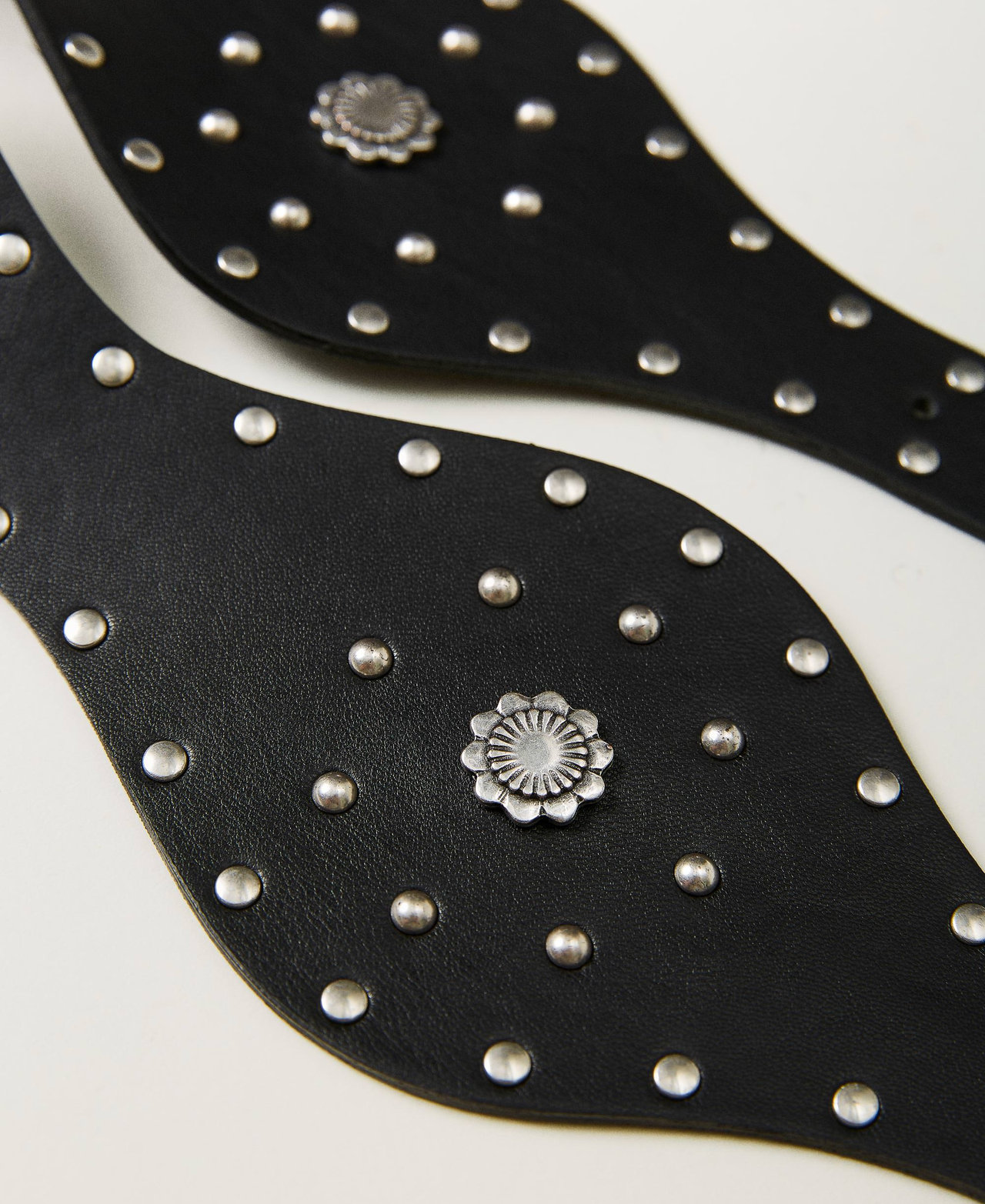 Belt with studs and rivets Black Woman 232TO5150-02