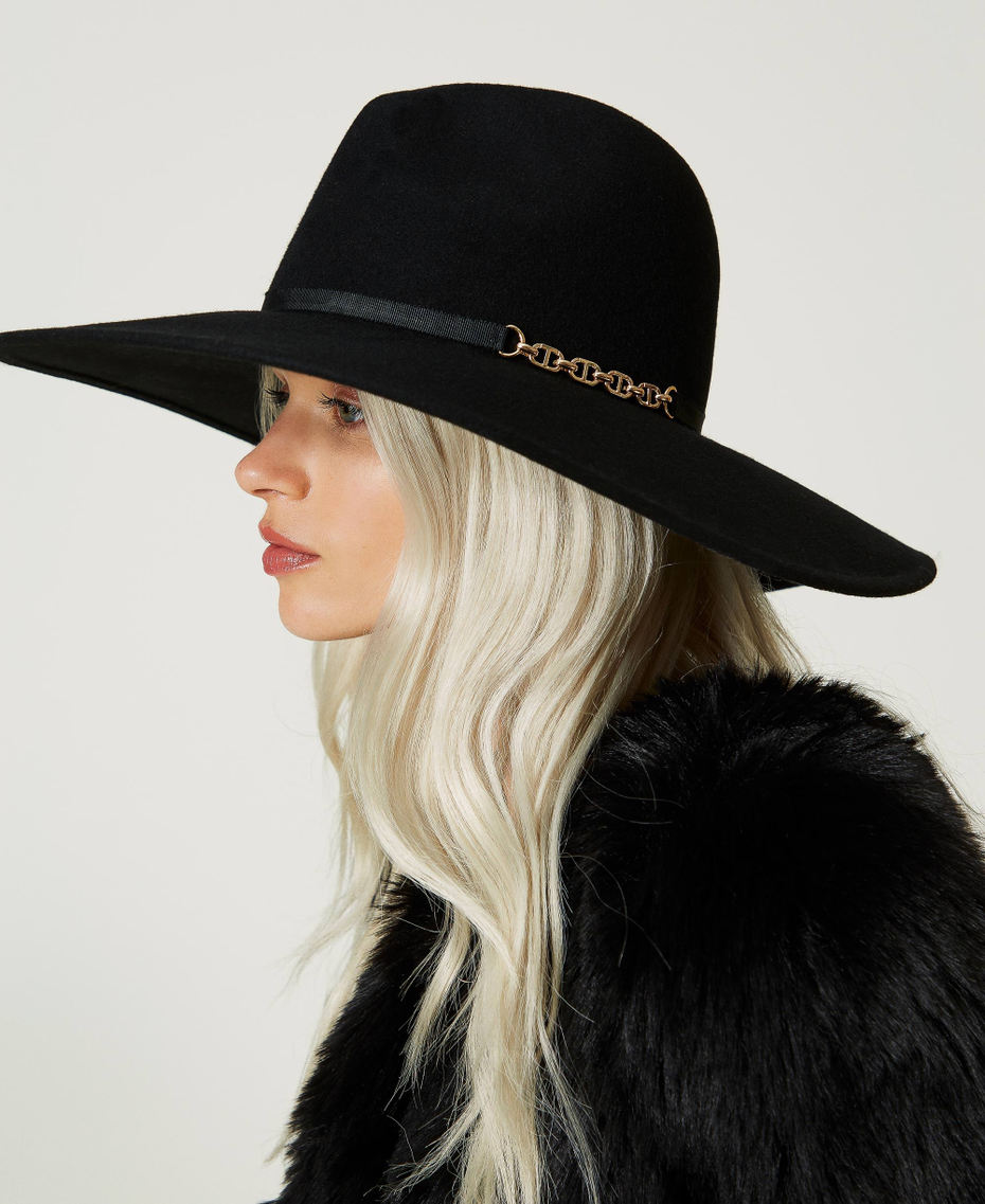 Wide brim wool cloth hat