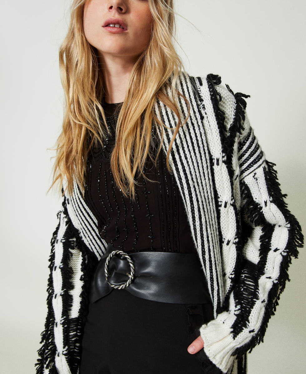 Sash belt with braided buckle