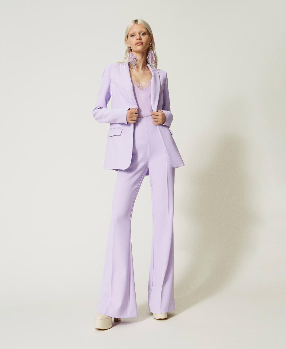 Pantalon évasé avec crêpe cady