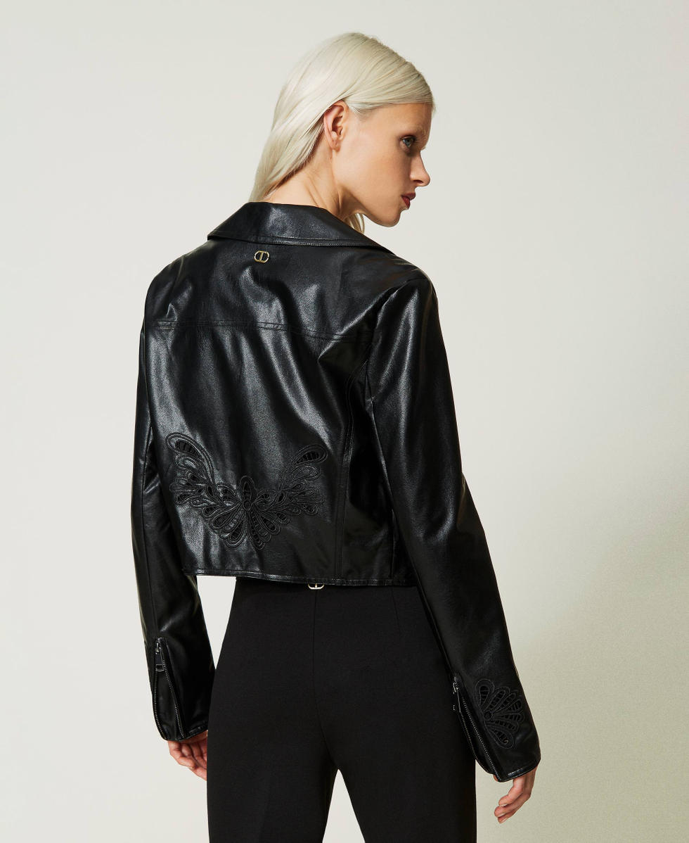 Perfecto avec broderies florales