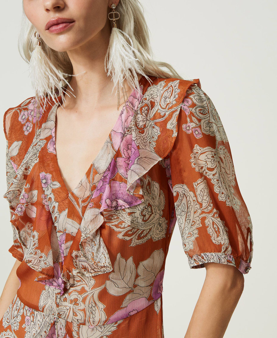 Long creponne dress with ruffles