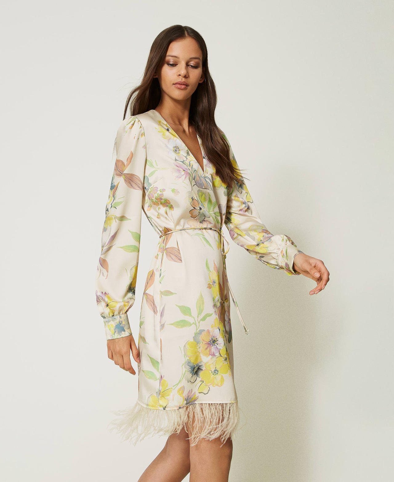 Robe courte en sergé floral avec plumes Imprimé Fleur Ivoire/Pastels Femme 232TP214C-02