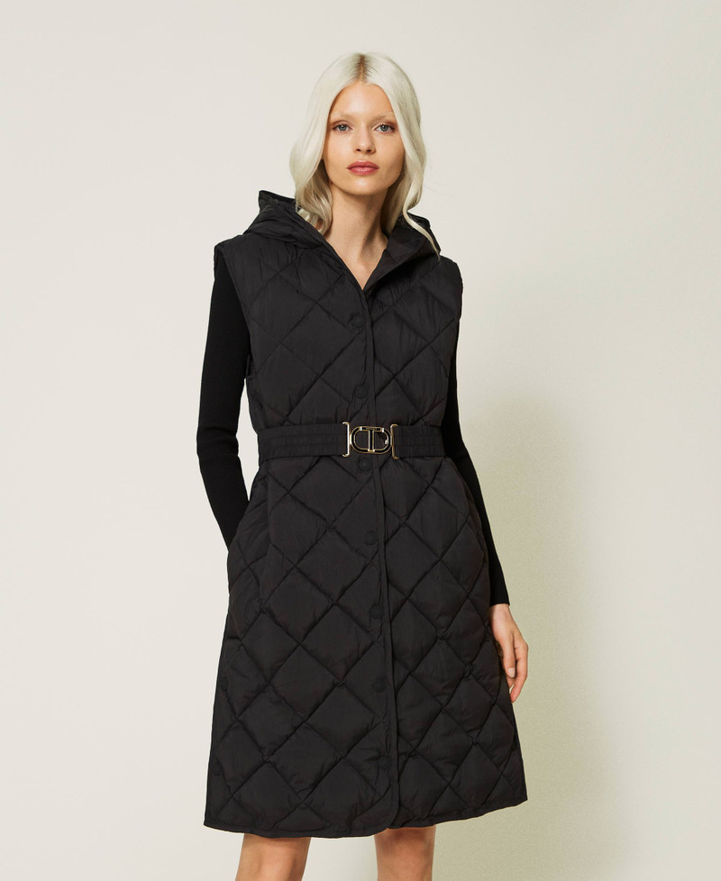 Gilet rembourré avec boucle Oval T Mujer, Negro | TWINSET Milano