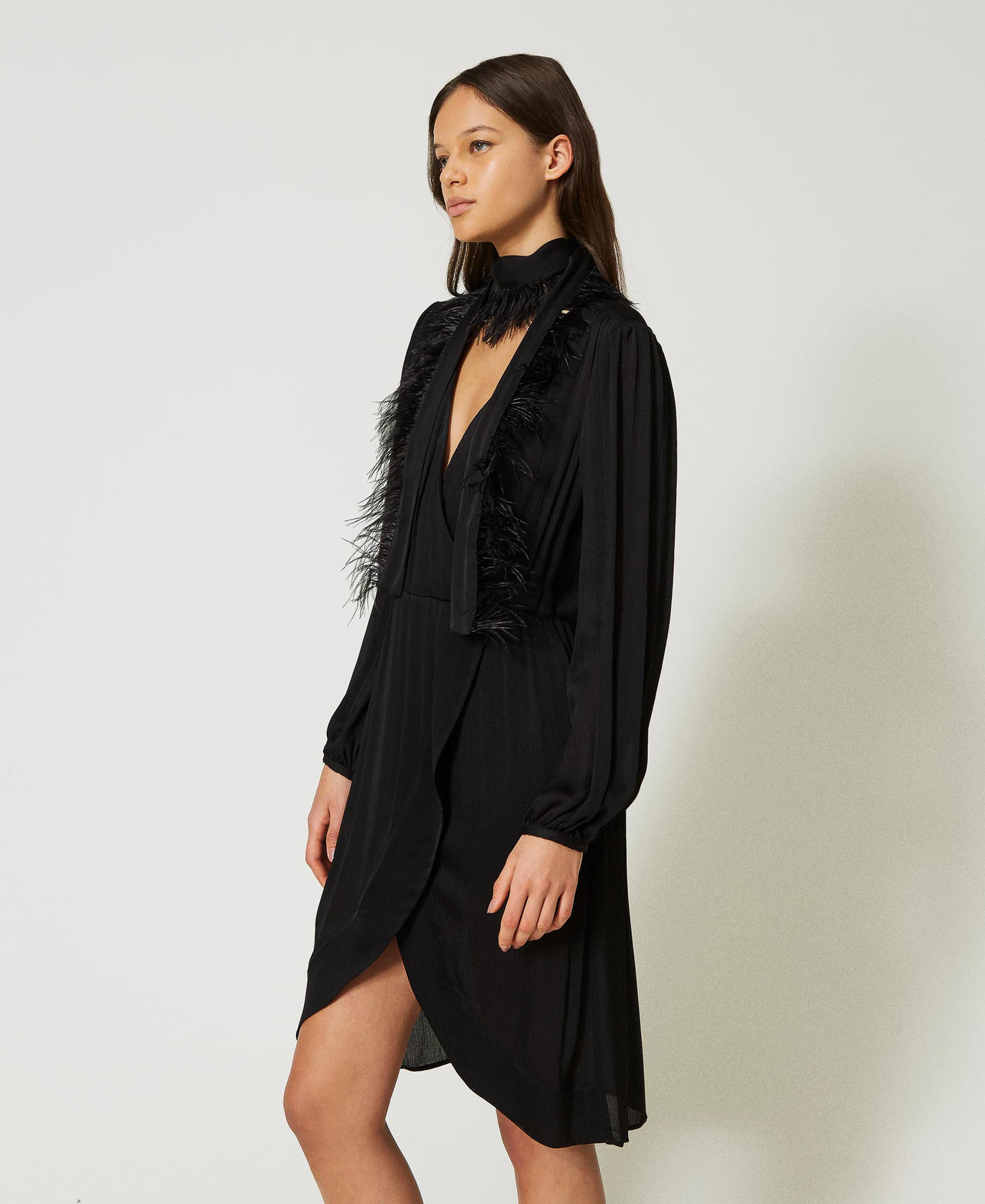Short creponne satin dress with feathers