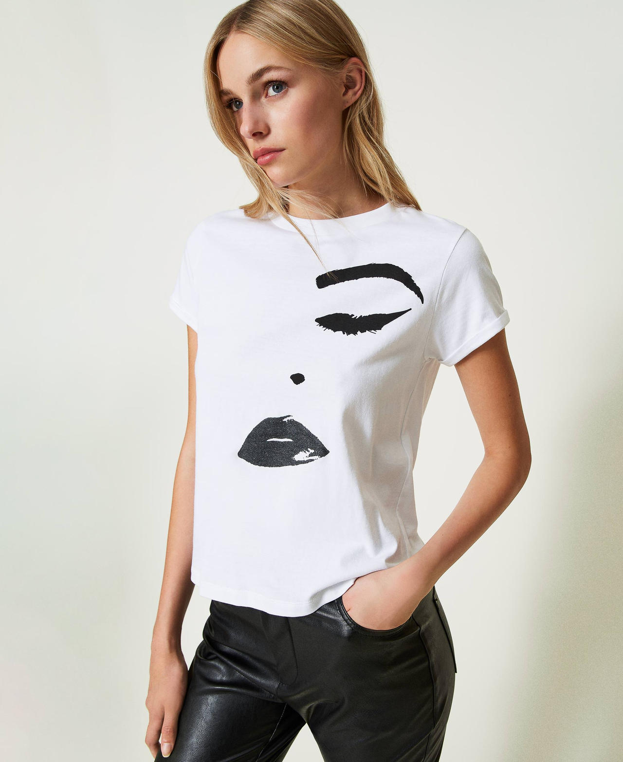 Regular t-shirt with print White Woman 232TP2380_00001_02