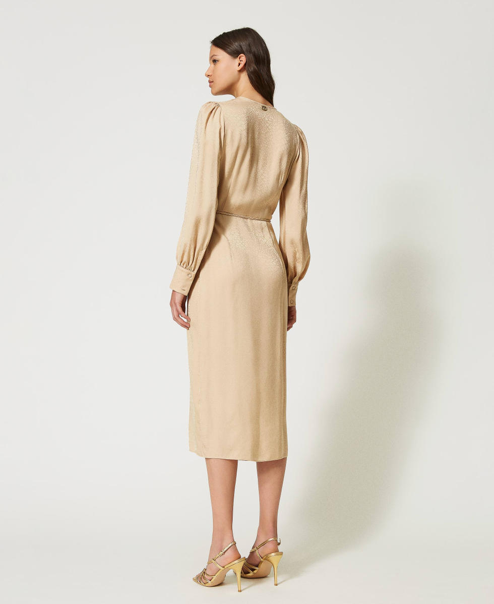 Robe midi en satin jacquard