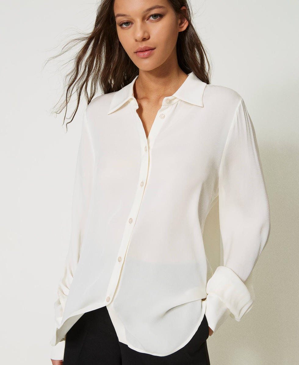 Camicia in cr&ecirc;pe cady